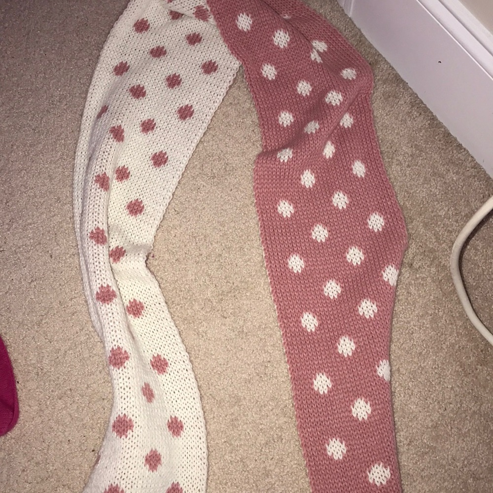 reversible yarn scarf